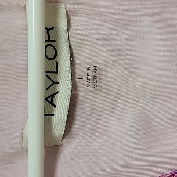 Taylor Pink and Green Floral Flutter Sleeve Womens Dress Sz Large New W/tags - Picture 3 of 7